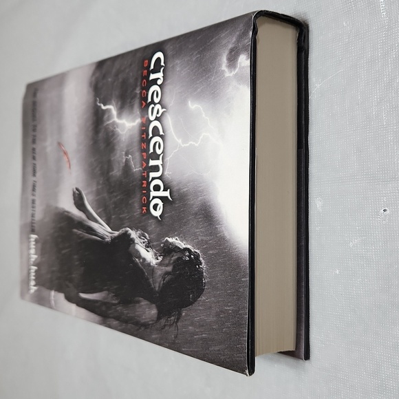 Becca Fitzpatrick, Crescendo - Picture 3 of 6